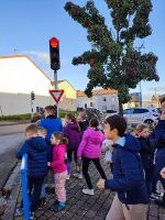 groupe-enfants-participants-grand-jeu-geocaching-retour-au-peri-de-Buding