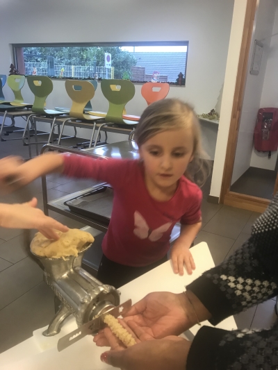 eva qui tourne